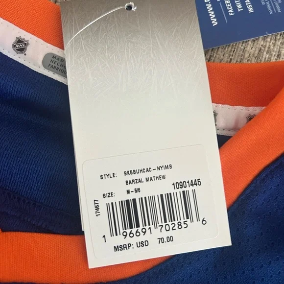 NWT NHL Blue and Orange Islanders Jersey for kids - Picture 3 of 7